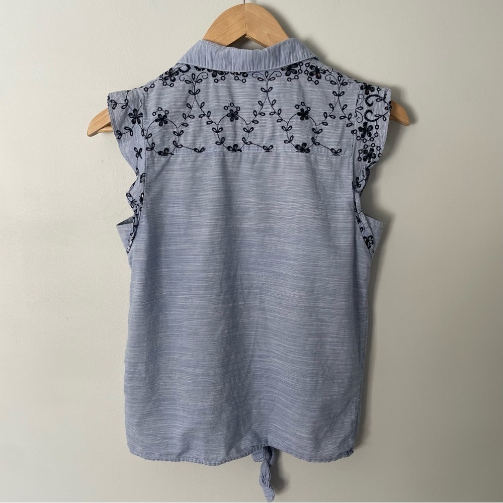 Sleeveless Front Tie Tank Womens XS Blue Stripe Top Western Rodeo Stampede EUC - Picture 5 of 9